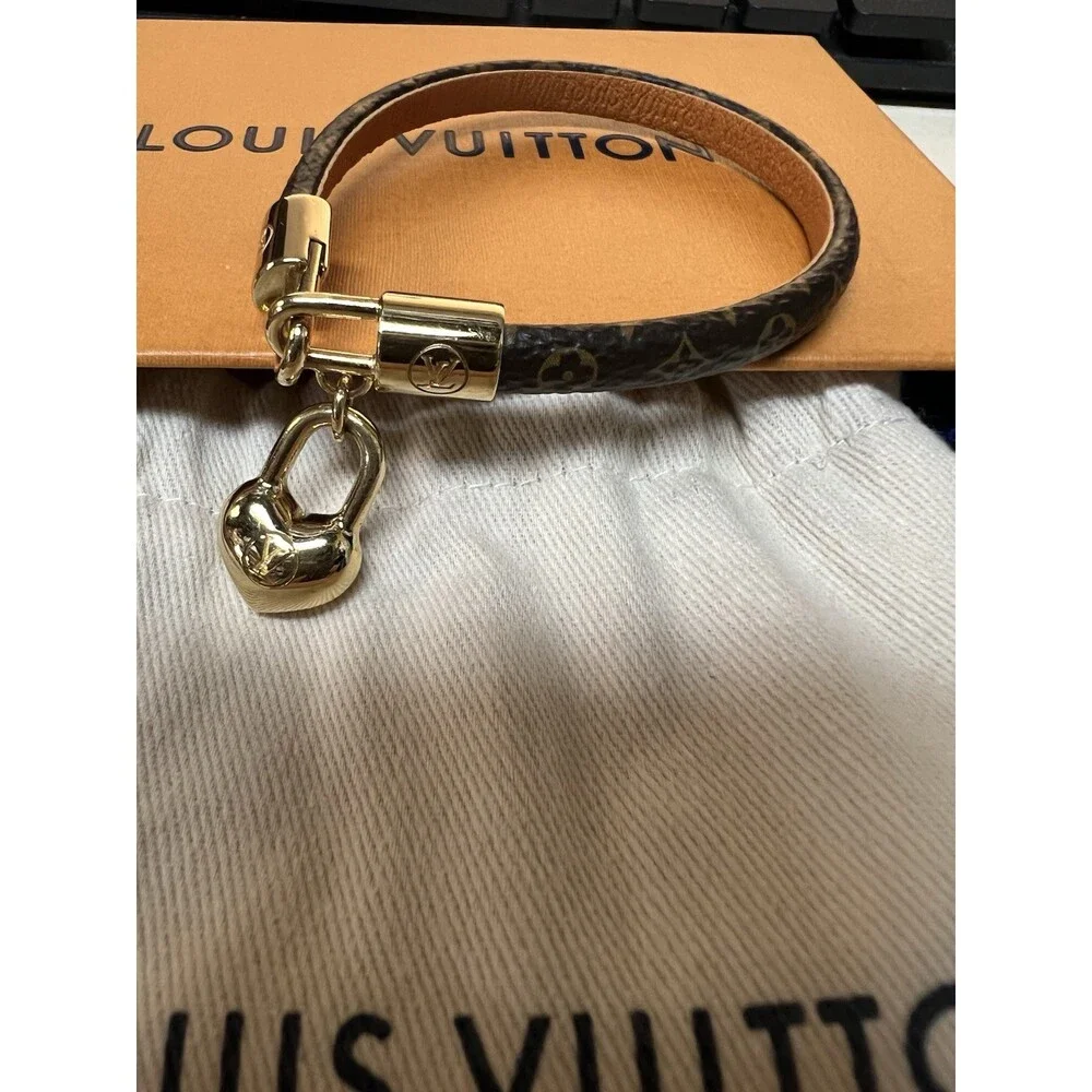 Louis Vuitton new tags